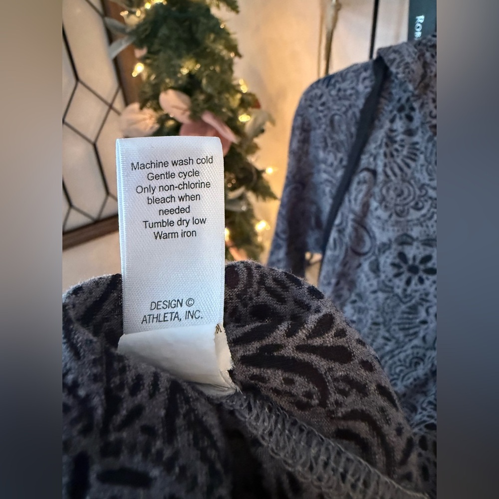 Athleta Sheer Black and Gray Patterned lightweight Hoodie - Picture 7 of 9